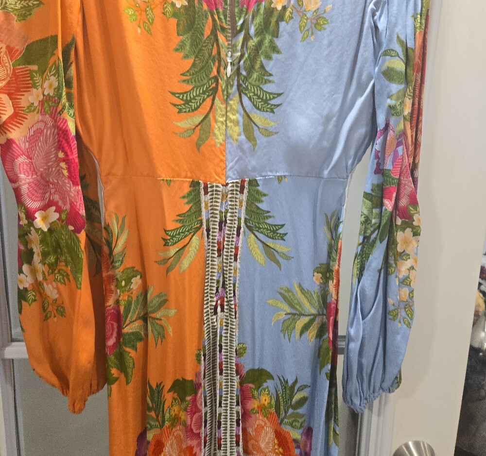 FARM Rio Two-Tone Floral V-Neck Long Sleeve Dress in Blue and Orange - Picture 8 of 12